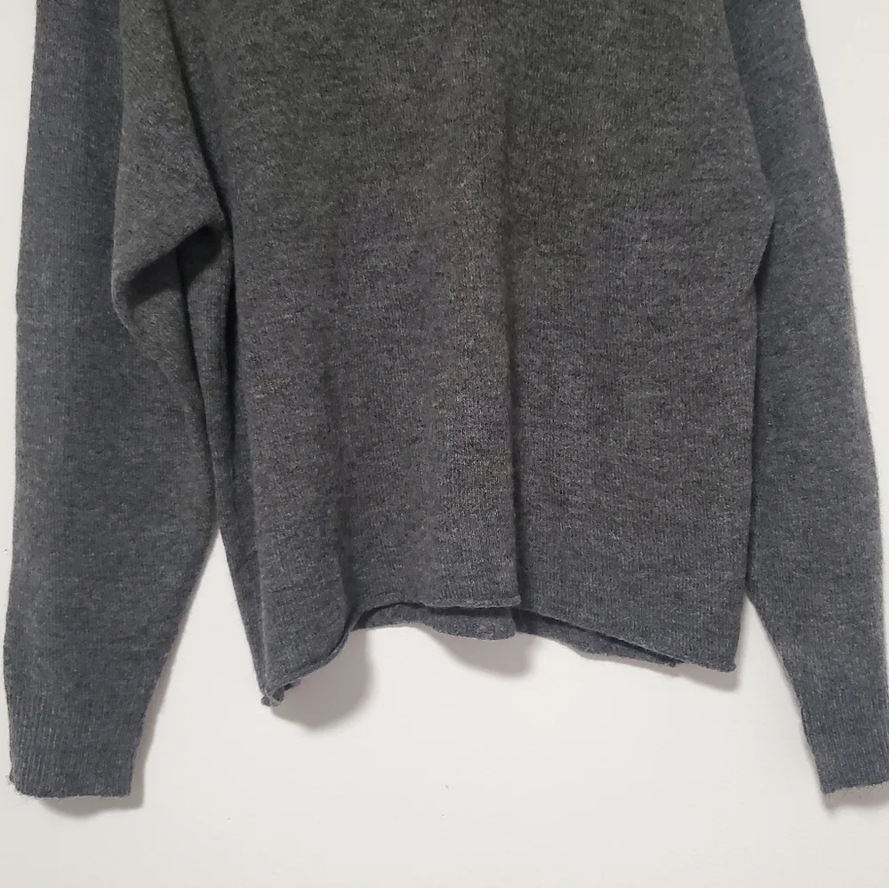 Leith Cozy Mock Neck Grey Sweater - Picture 4 of 6